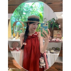 批发立体花苞领挂脖背心女