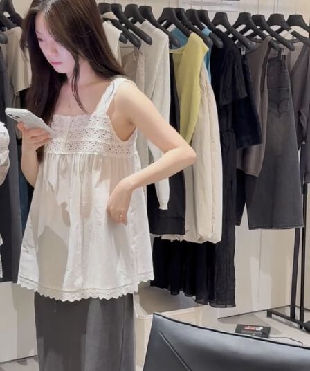 홀로우 아웃 레이스 측면 조끼 휴가 슬립