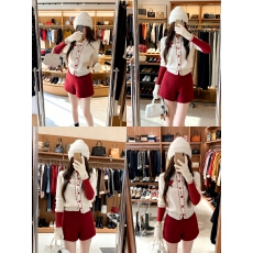 批发已出货 立体花朵针织毛衣<b class='q'>外套</b>红色披肩上衣甜美直筒短裤<b class='q'>气质</b>套装