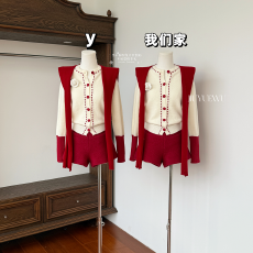 批发已出货 立体花朵针织毛衣<b class='q'>外套</b>红色披肩上衣甜美直筒短裤<b class='q'>气质</b>套装