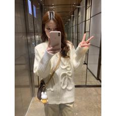 批发已出货 栀子月光 绞花拉链<b class='q'>毛衣</b>设计感外套重工麻花编织针织开衫女