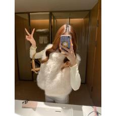 批发已出货 雪松仿<b class='q'>狐狸毛</b>保暖外穿毛毛马甲气质杏白无袖环保皮草外套