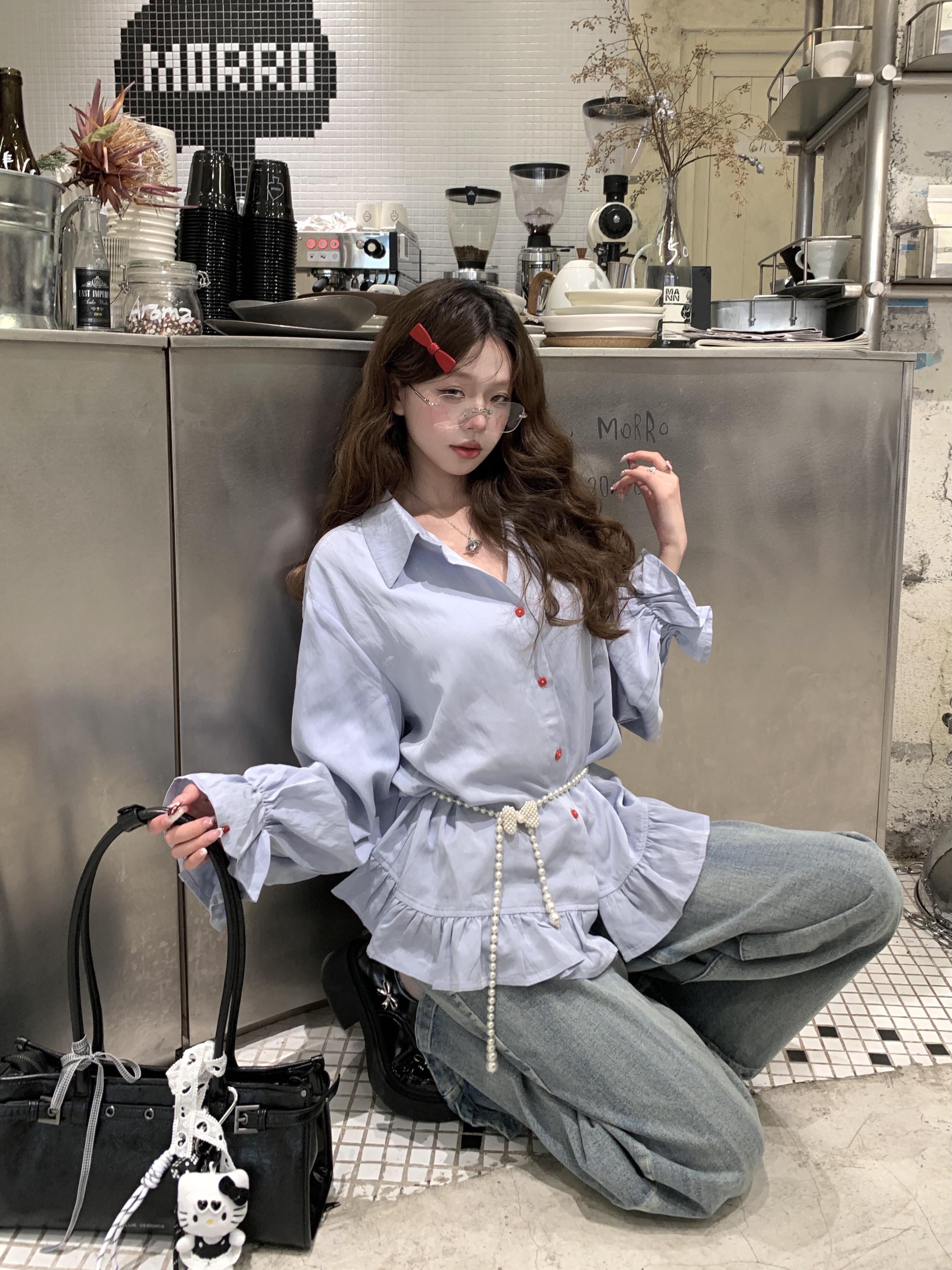 있음 선적 세련된 고급 센스 허리 수축 하트 자수 여성 셔츠 슈퍼 잘 생긴 Chic 프랑스식 외국 가스 맨위