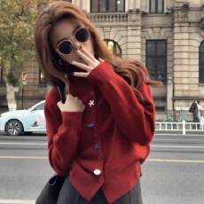 批发高级感红色半高领毛衣开衫女秋冬2025新款爆款内搭打底针织衫<b class='q'>上衣</b>