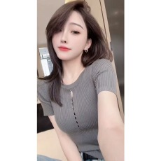 批发气质紧身性感<b class='q'>针织衫</b>女短袖2026夏季新款镂空设计感<b class='q'>打底衫</b>洋气上衣