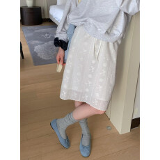 强烈推荐！重工刺绣花边半身裙女2026新款韩系简约百搭直筒中长裙