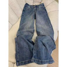 批发满天星<b class='q'>烫钻</b>重工<b class='q'>牛仔裤</b>女秋冬设计感宽松直筒阔腿显瘦带钻爆闪裤子