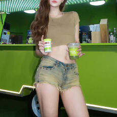 批发小个子辣妹性感毛边拼接牛仔超短裤女夏季<b class='q'>弹力</b>低腰黄泥色包臀热裤