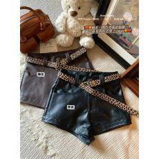 批发小个子黑色pu<b class='q'>皮短裤</b>女秋冬款高腰显瘦A字休闲百搭热裤靴裤配腰带
