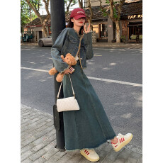 批发港风复古休闲牛仔套装裙女<b class='q'>春</b>季2026新款高级感短外套半身裙两件套