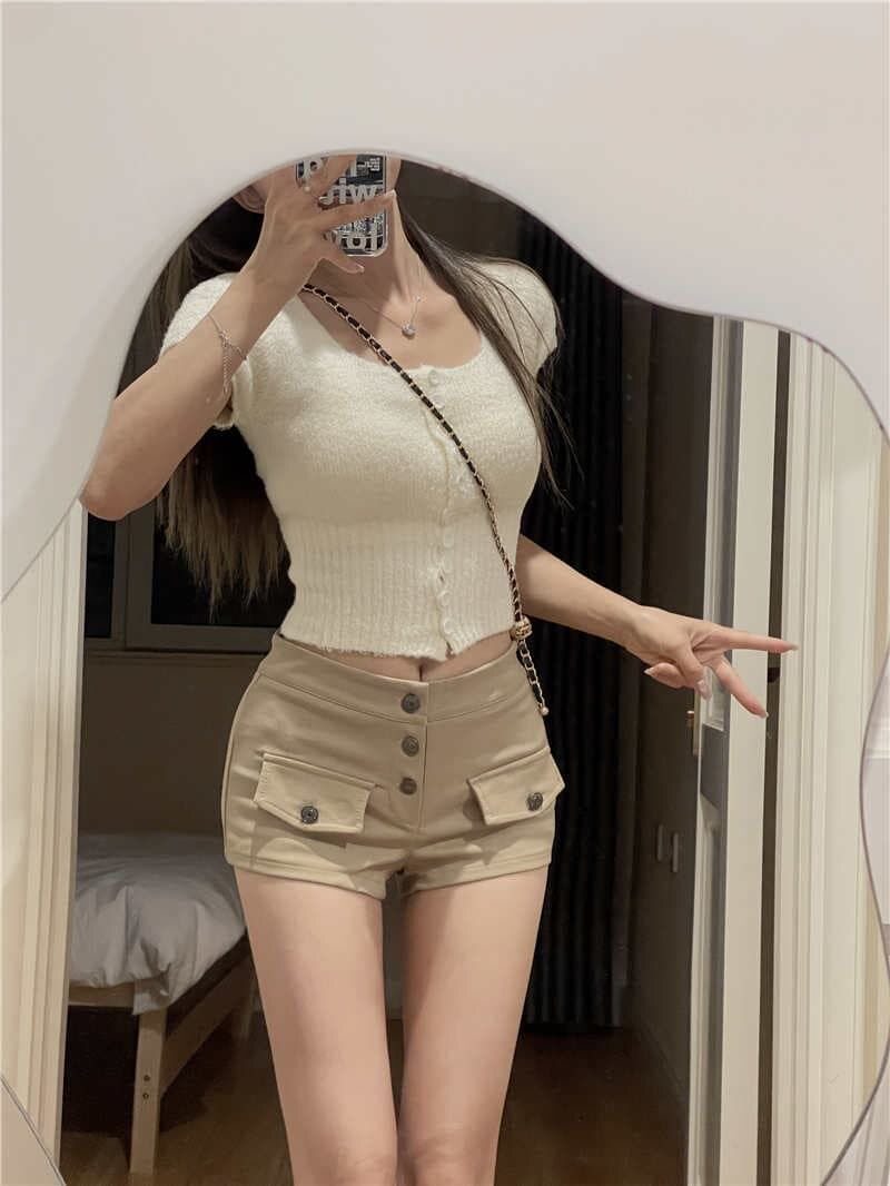 순수한 욕망 바람 펭 넓적 다리 데님 반바지 여성 2026 여름 새로운 다용도 기타 버클 하이웨이스트 외출용 슬림해 보이는 타이트 스커트 핫 바지