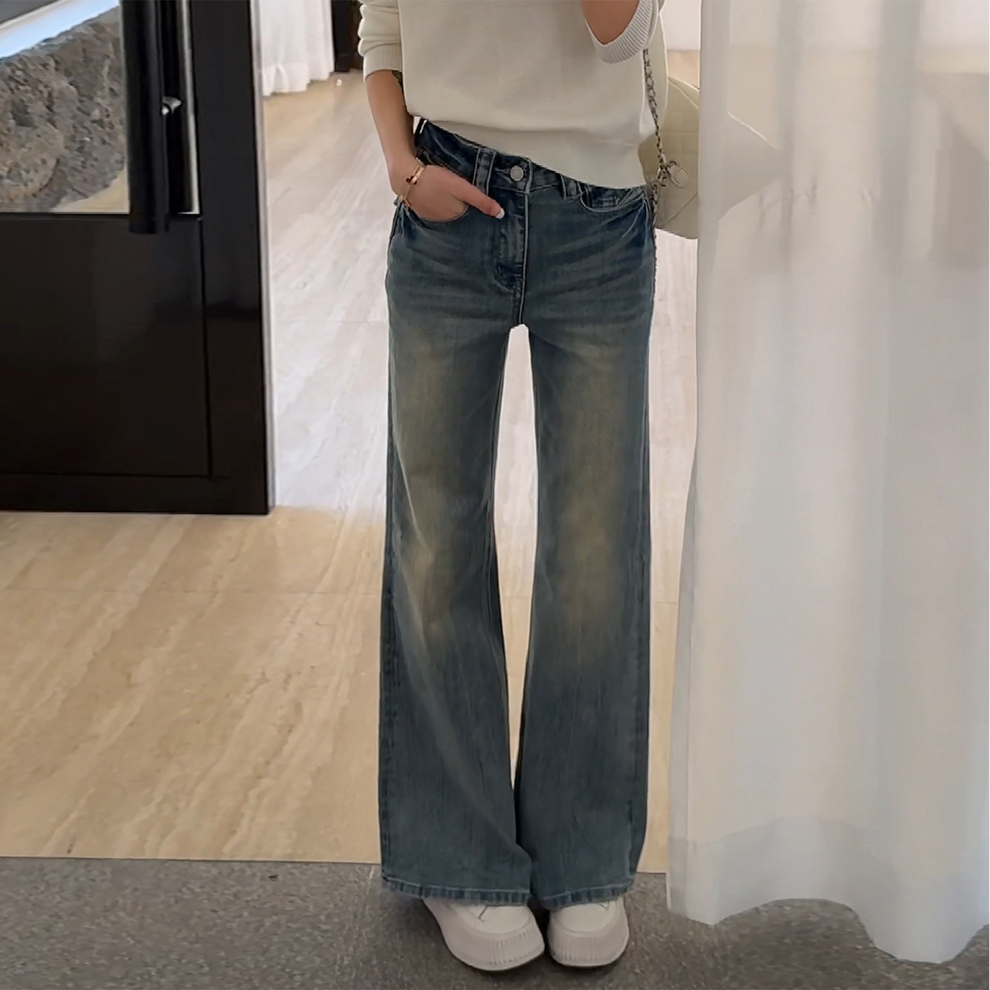 워싱 레트로 플립 커버 주머니 부츠컷 청바지 여성 2026 봄 새로운 아니요 막대기 다리 하이웨이스트 스트레이트 나팔 바지