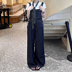批发深蓝色小个子牛仔背带裤女<b class='q'>春</b>季减龄学院风复古高腰宽松休闲连体裤