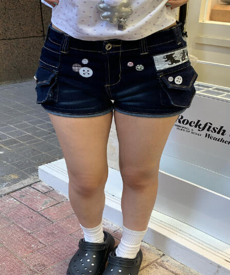 고대 조기 소녀 단추 프린트 데님 핫 바지 로우 웨이스트 볼륨 측면 슬림해 보이는 핫걸