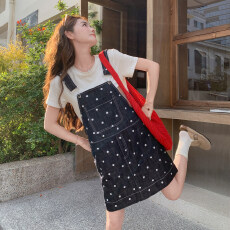 批发蓝色<b class='q'>复古</b>波点撞色牛仔背带裙女夏季韩系俏皮减龄小个子气质连衣裙