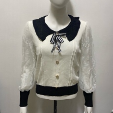 批发2026夏季新款圆领<b class='q'>短袖</b>针织衫小衫女通勤镂空设计感小众上衣T恤女