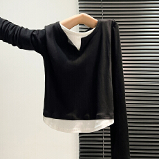 批发实价实拍#撞色假两件正肩长袖<b class='q'>T</b><b class='q'>恤</b>女秋冬设计感修身短款打底衫内搭