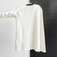 批发实拍实价#黑白拼接圆领长袖t恤女2025<b class='q'>秋</b>冬新款撞色宽松显瘦内搭