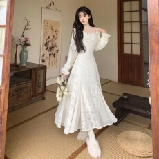 批发[ 春装2026大码女装法式气质温柔甜美风<b class='q'>连衣裙</b>加绒方领收腰