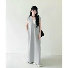 批发法式V领无袖连衣裙2025新款松弛感宽松<b class='q'>大码</b>背心裙长款休闲