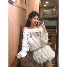 批发纯欲慵懒风撞色字母印花斜领露肩<b class='q'>连衣裙</b>女小众抽绳显瘦遮