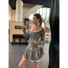 批发蕾丝拼接灰色<b class='q'>短款</b>T恤连帽<b class='q'>卫衣</b>辣妹套装女秋季a字半身裙休