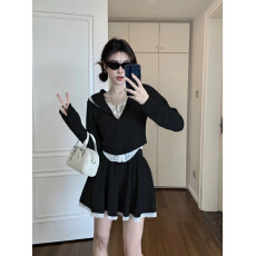 批发假两件蕾丝连帽<b class='q'>卫衣</b>外套女2025新款早秋高腰防走光半身短