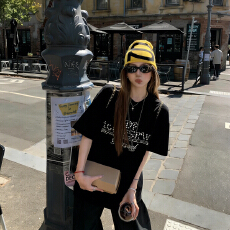 批发设计感美式潮牌高街钉珠字母短袖T恤女夏季<b class='q'>新款</b>宽松<b class='q'>情侣</b><b class='q'>上衣</b>