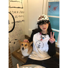 批发韩版纯棉拼接撞色圆领印花<b class='q'>长</b>袖<b class='q'>T</b><b class='q'>恤</b>