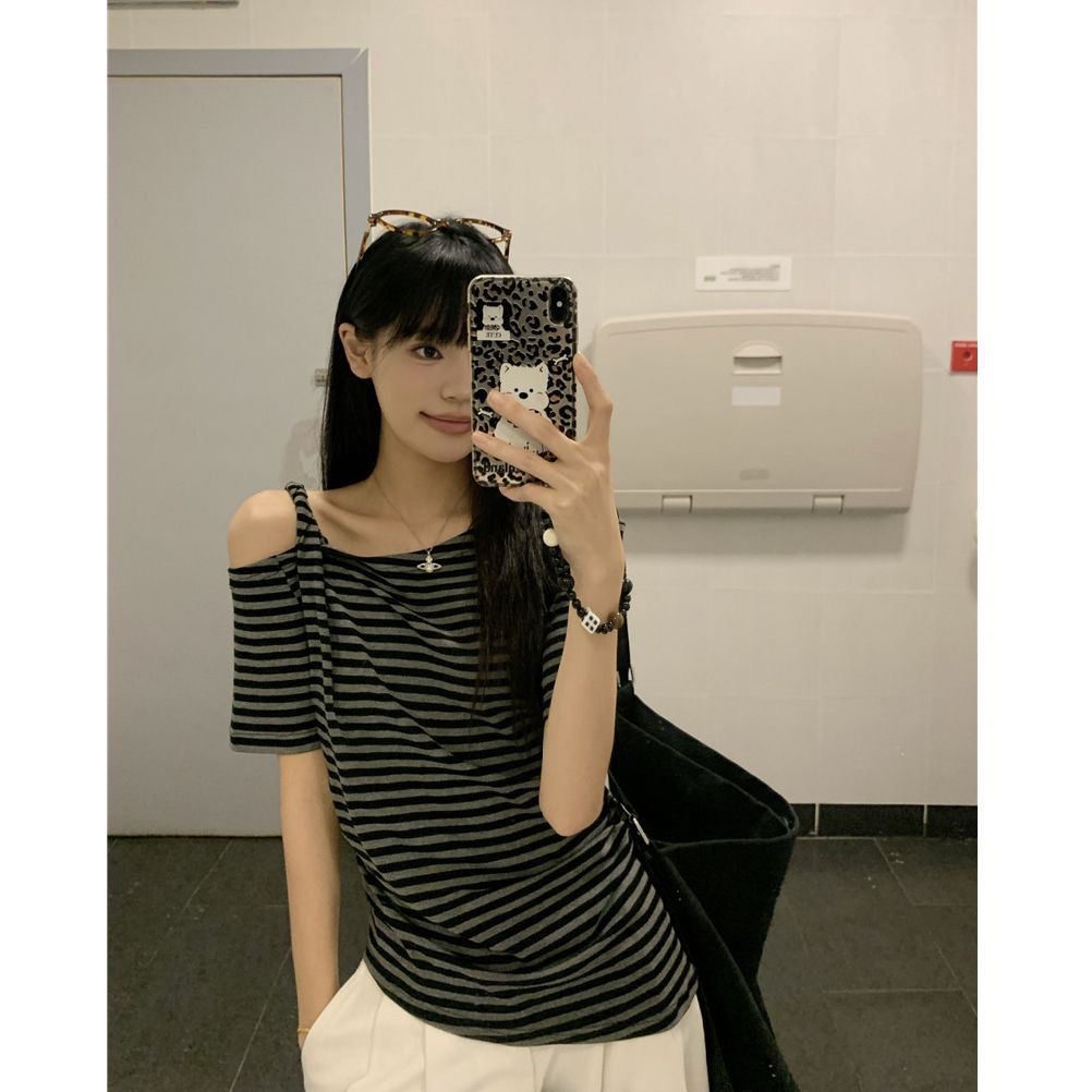 컬러 짜임 기사 느긋한 바람 레트로 스트라이프 비스듬한 어깨 반팔 티셔츠 여성 여름 루즈핏 슬림해 보이는 오프숄더 맨위
