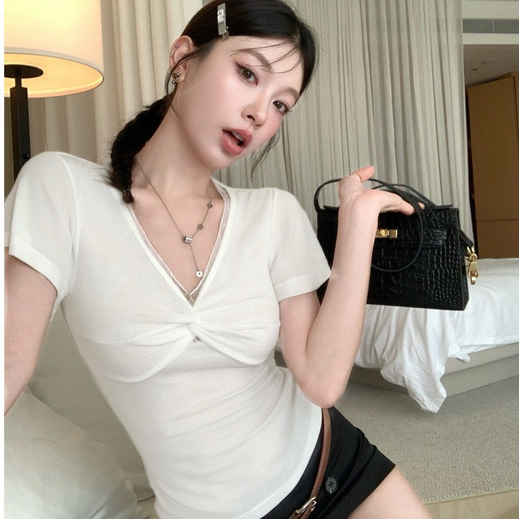 순수한 욕망 바람 비틀림 V넥 반팔 티셔츠 여성 여름 몸매 가꾸기 슬림해 보이는 디자인 센스 맨위