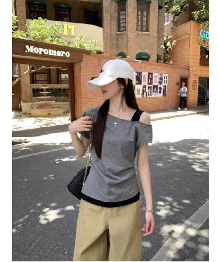 패션 페이크 레이어드 비스듬한 어깨 칼라 디자인 센스 반팔 티셔츠 여성 의류 2026 년 여름 새로운 달콤함 슬림해 보이는 맨위