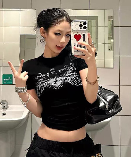 아메리칸 레트로 긍정적 인 어깨 라운드 넥 프린트 반팔 티셔츠