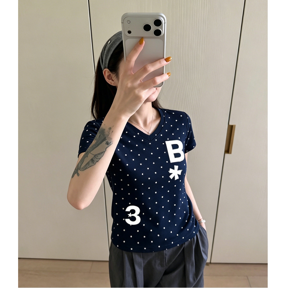 한 부서 새로운 패션 디자인 센스 V넥 도트 무늬 프린트 반팔 티셔츠
