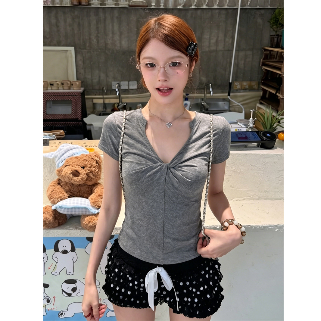 한 부서 착용 가져 가라. V넥 비틀림 반팔 티셔츠 여성 여름 회색 허리 수축 맨위