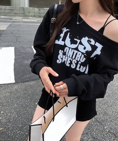 아메리칸 핫걸 슬림해 보이는 비스듬한 어깨 후드티 여성 가을 루즈핏 오프숄더 맨위