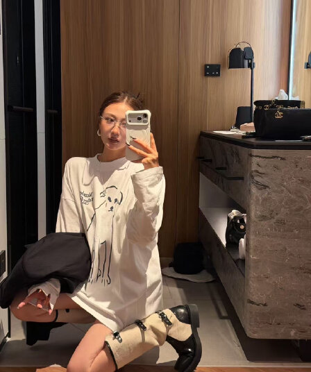 높은 품질 순면 200그램 21 빗질하다 정밀 프린트 가을 루즈핏 긴팔 티셔츠 여성