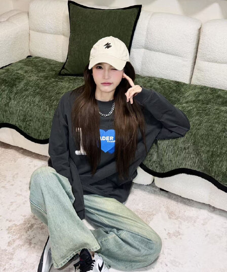 원본 것 순면 200그램 21 음식 털 느낌 프린트 루즈핏 만나는 손 소매 뭉치 구두 긴팔 티셔츠