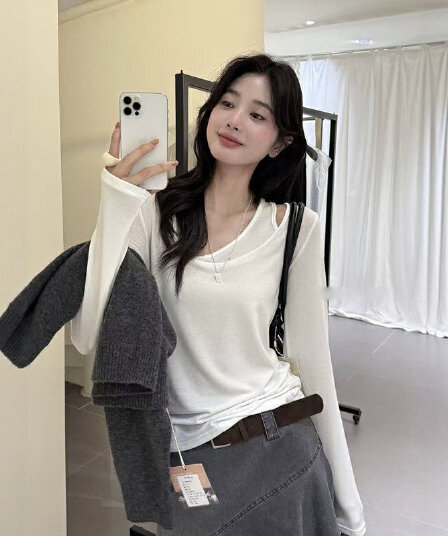 220 그램 양모 40 접착제 27 면 27 아크릴 6 암모니아 Lun 페이크 레이어드 긴팔 티셔츠 여성 봄