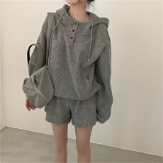 批发韩国休闲运动风卫衣套<b class='q'>装</b>女春秋款连帽宽松半扣上衣阔腿短<b class='q'>裤</b>两件套