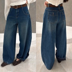 批发<b class='q'>欧洲站</b>2025冬季欧货高腰配腰带后口袋纽扣设计阔腿加绒慵懒<b class='q'>牛仔裤</b>