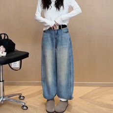 大码香蕉牛仔裤女秋冬加绒梨形身材高腰显瘦百搭窄版阔腿弯刀裤子