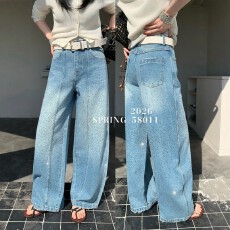 批发复古烫钻高腰阔腿牛仔裤女2026春季水洗宽松显瘦<b class='q'>休闲</b>弯刀拖地<b class='q'>长裤</b>