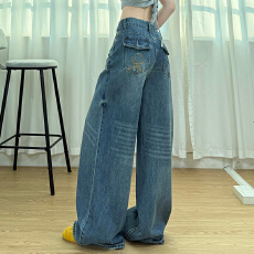 批发实拍~~口袋刺绣宽松<b class='q'>牛仔裤</b>女2026春夏季新款磨白阔腿拖地裤