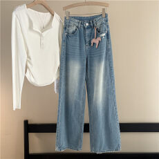 批发<b class='q'>韩国</b>订单早春高腰宽松窄版阔腿<b class='q'>牛仔裤</b>女显瘦直筒长裤小马挂件装饰