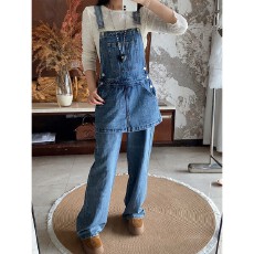 批发<b class='q'>韩国</b>东大门早春新款减龄风宽松百搭直筒牛仔吊带阔腿连体背带长裤