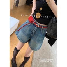 欧货DIMO62216夏季红色腰包口袋网格设计洋气时尚百搭牛仔短裤女