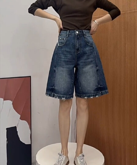 유럽 상품 파란색 유명인 55398 여름 새로운 하이웨이스트 없음 폭탄 루즈핏 슬림해 보이는 5 점 데님 넓은 다리가 짧다. 바지 여성