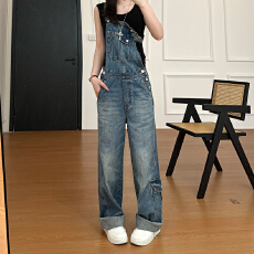 批发实拍~~高腰百搭水洗<b class='q'>牛仔</b>背带裤<b class='q'>女</b>2026夏季新款阔腿连体裤子