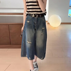 批发设计破洞阔腿<b class='q'>牛仔</b>裤<b class='q'>女</b>2026夏季新款大码胖MM显瘦美式高腰七分裤子